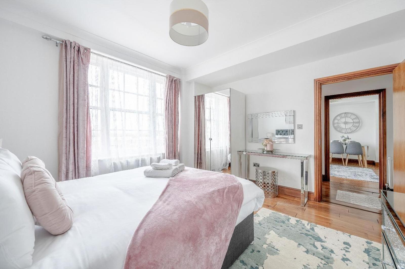 Apartment Forset Court London