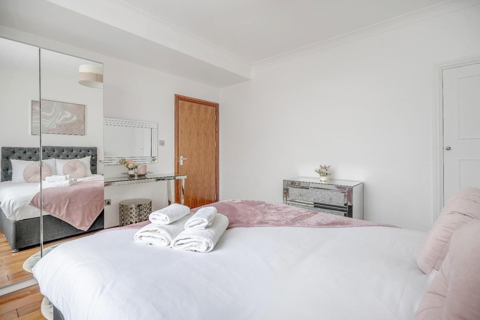 Apartment Forset Court London